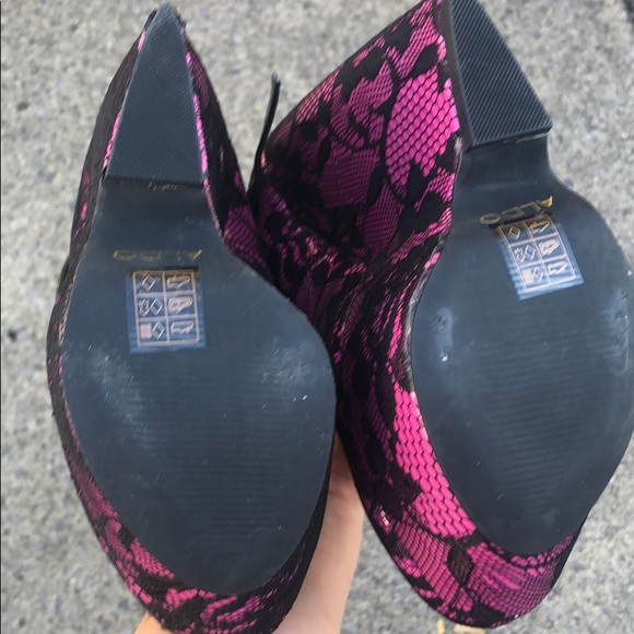 Aldo wedges hot pink topped with black lace - Picture 5 of 7